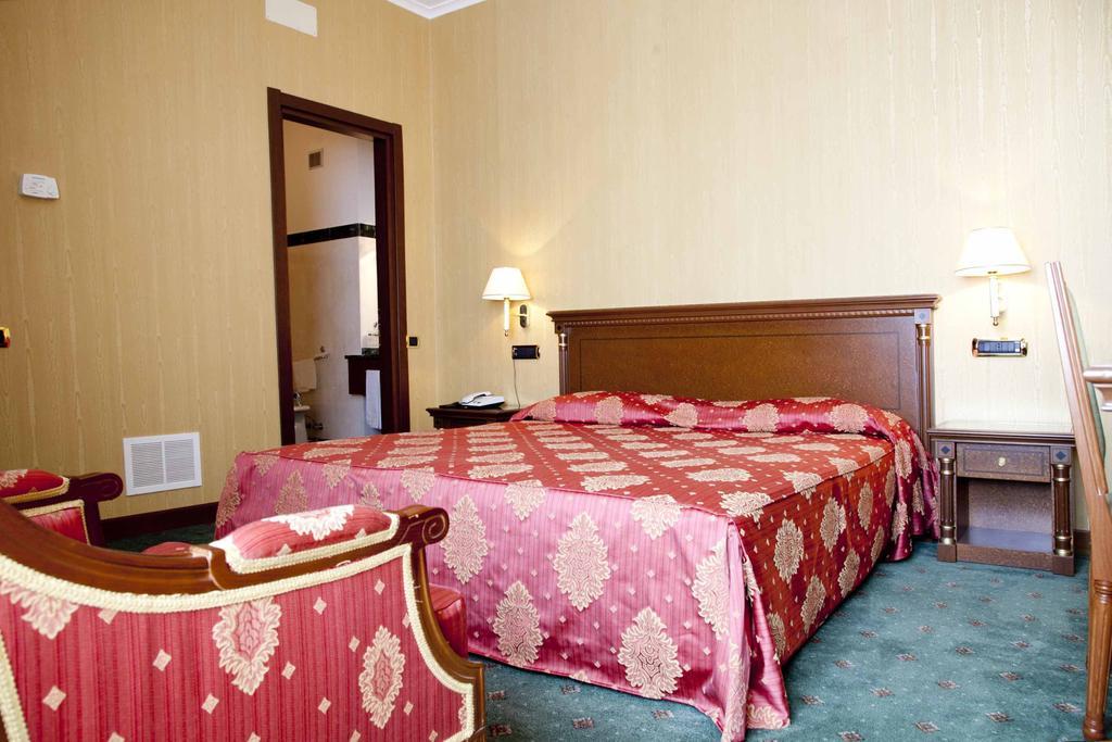 Hotel Jolly Castrovillari Kültér fotó
