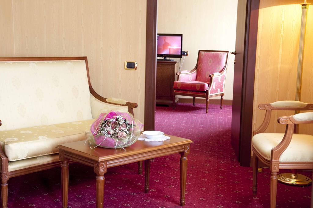 Hotel Jolly Castrovillari Szoba fotó