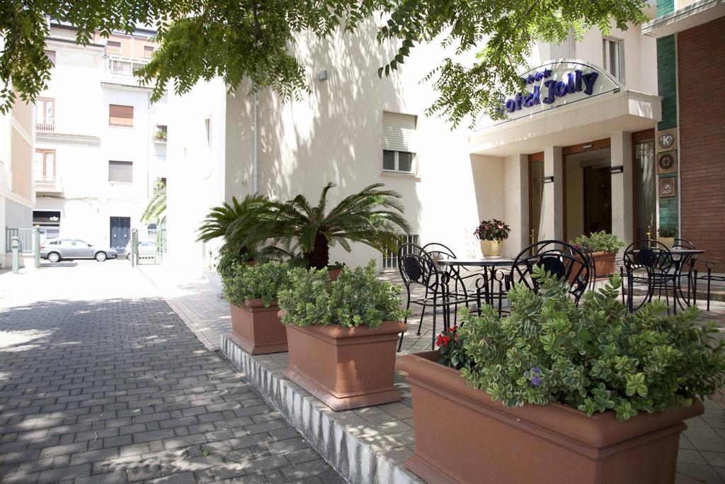 Hotel Jolly Castrovillari Kültér fotó