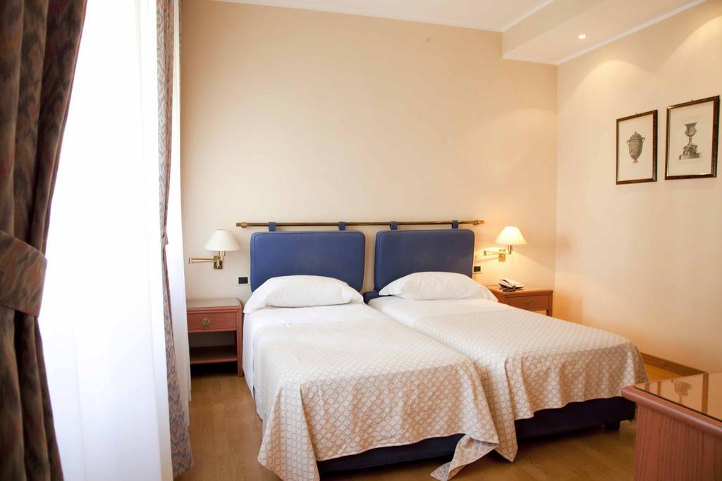 Hotel Jolly Castrovillari Szoba fotó