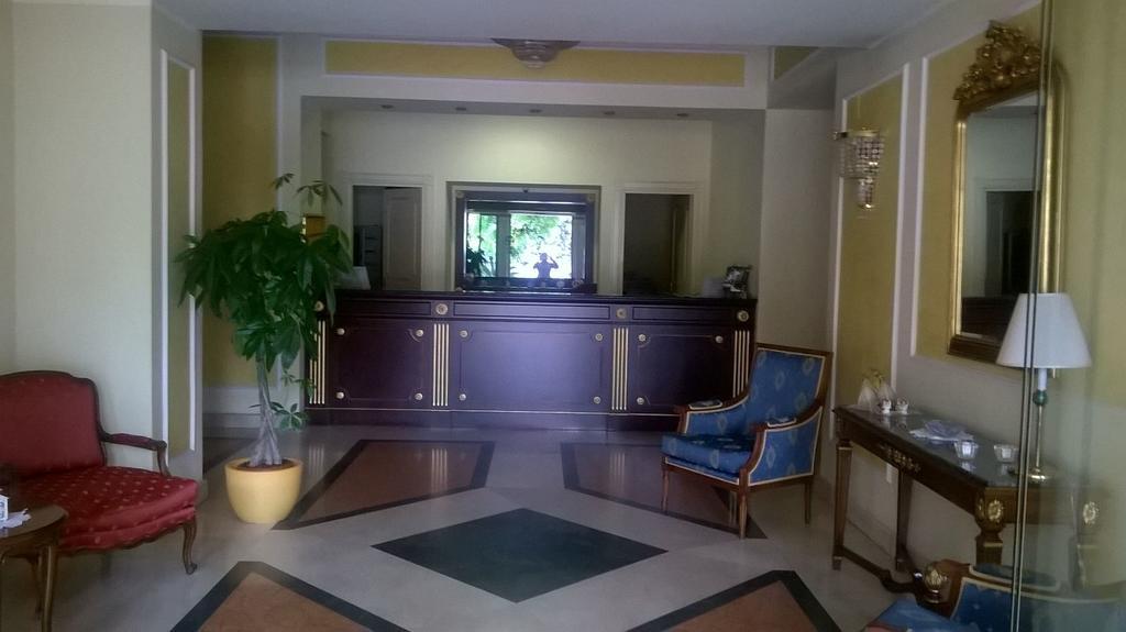 Hotel Jolly Castrovillari Kültér fotó